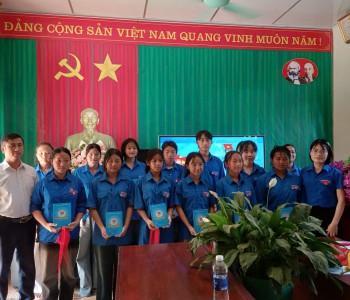 LỄ KẾT NẠP ĐOÀN VIÊN MỚI – NIỀM VINH DỰ CỦA HỌC SINH LỚP 9 TRƯỜNG PTDTBT TH VÀ THCS SUỐI LƯ